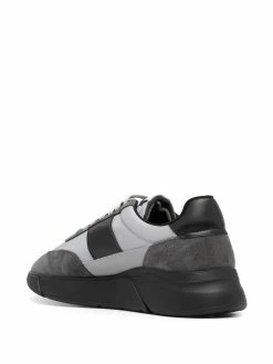 Axel Arigato baskets à empiècements en cuir