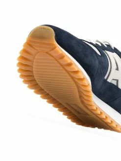 Axel Arigato baskets Aeon Runner